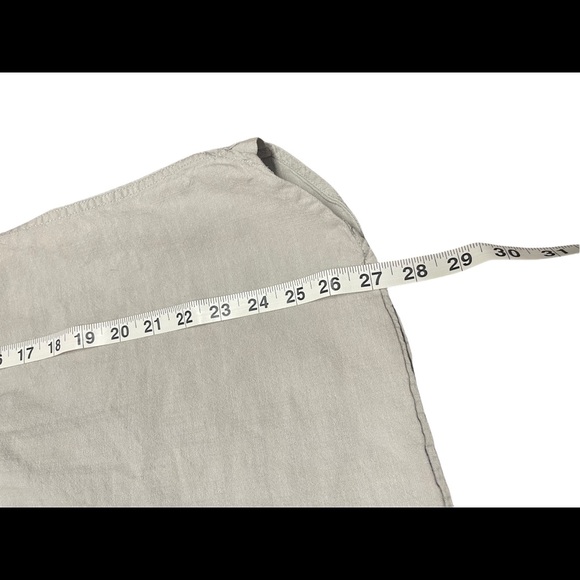 Levi’s button down t-shirt. B2 - Picture 7 of 7